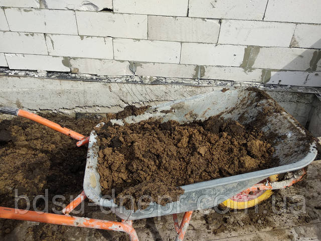 Вивіз ґрунту у Дніпрі