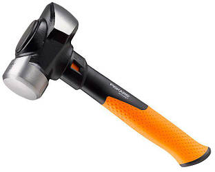 КУВАЛДА FISKARS CLUB HAMMER M