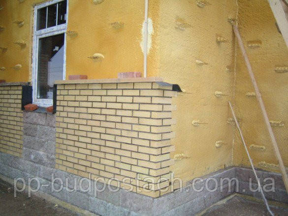 процес утеплення виглядає так Теплоізоляція повинна бути невід'ємною частиною будь-якого будинку