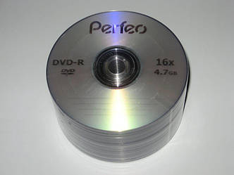 Диск Perfeo DVD-R 4,7 GB 16x, Bulk/50, сріблястий (CMC Magnetics)