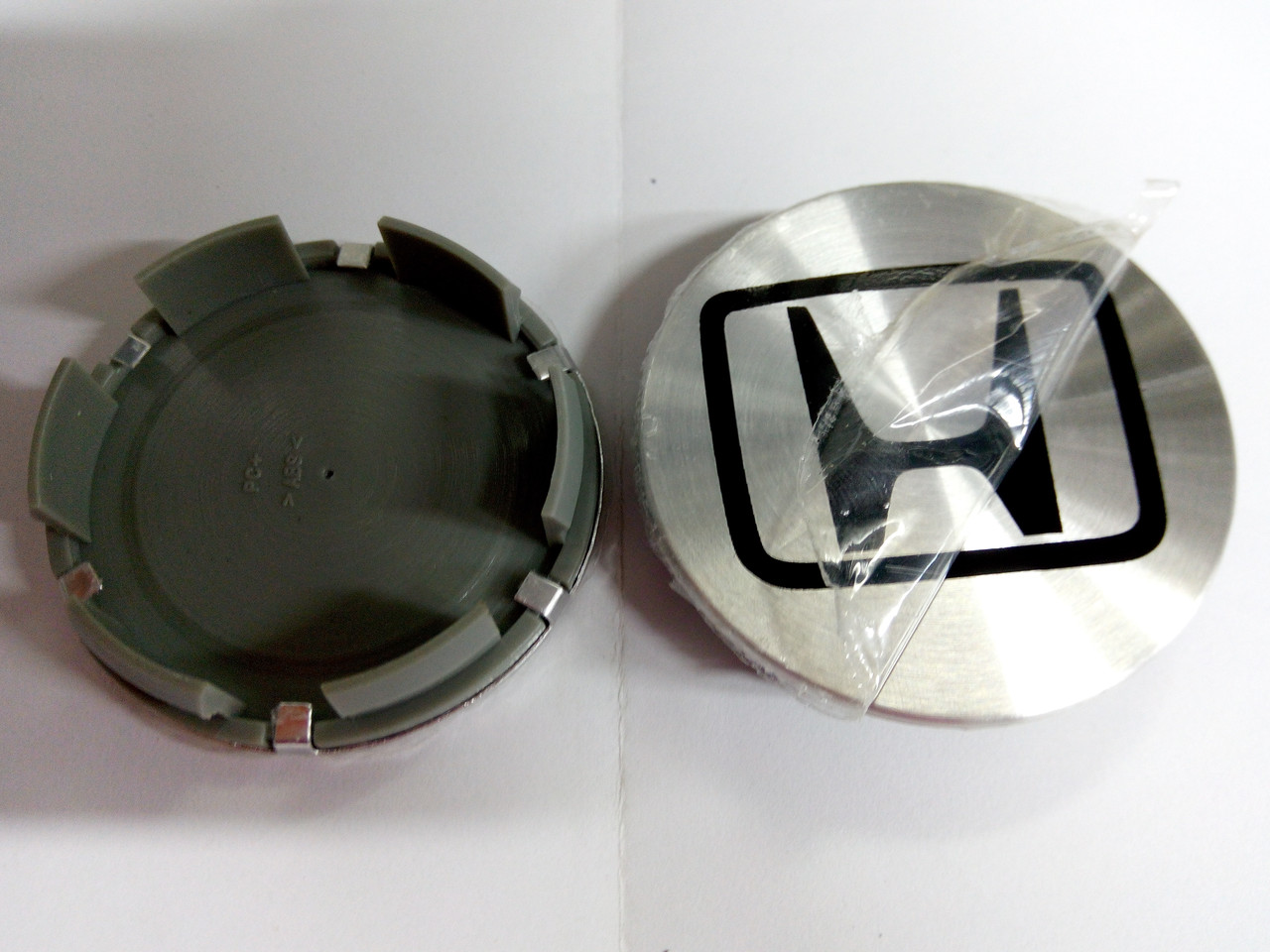 Комплект ковпачків у колісні диски HONDA 58,5 мм / 54 мм
