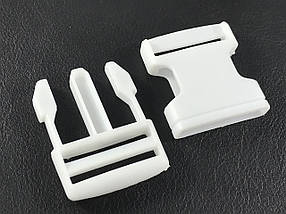 Карабін фаст — колір білий 30 мм