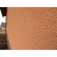 Оздоблення фасаду будинку штукатуркою "Баранець "