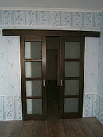 Розсувні міжкімнатні дерев'яні двері з ясена