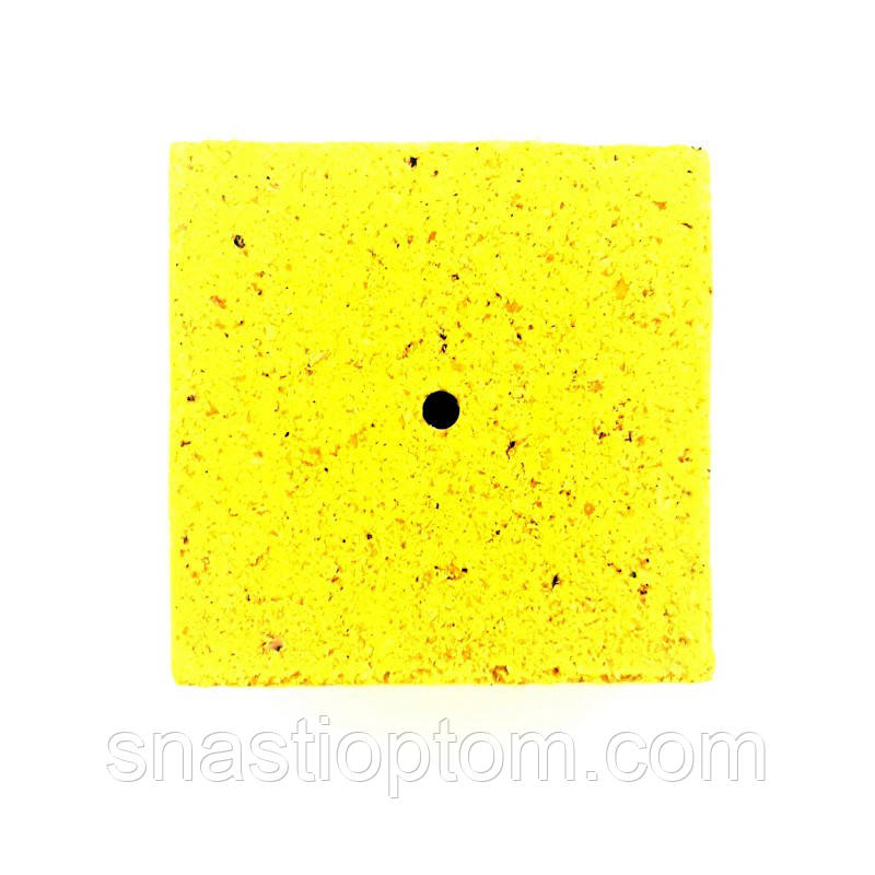 Прикормка кубик для макушатника з отвором 45х45х20 мм, Мед