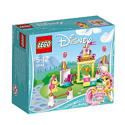 Lego Disney Princess Королівська стайня Невелички 41144