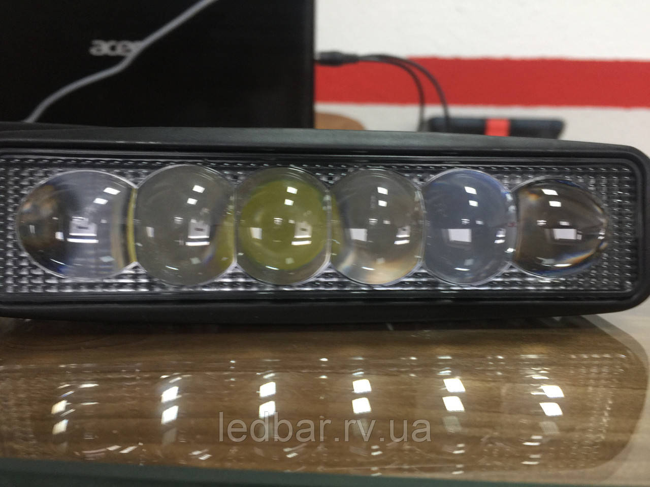 Додаткова світлодіодна LED фара прямокутна LED BAR 18w 6smd lins 4d