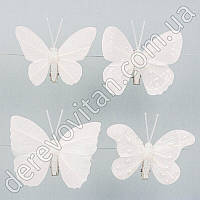 Бабочки из ткани на прищепке, белые с блестками и бусинами, 8 шт.
