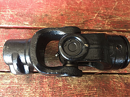 Карданний шарнір 8 на тригранну трубу