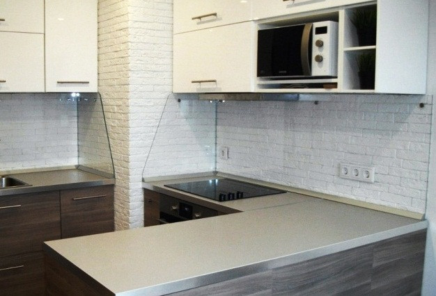 суперпрозрачный стеклянный фартук