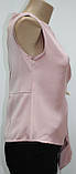 Блуза жіноча рожева атласна, з прикрасою збоку, фото 4