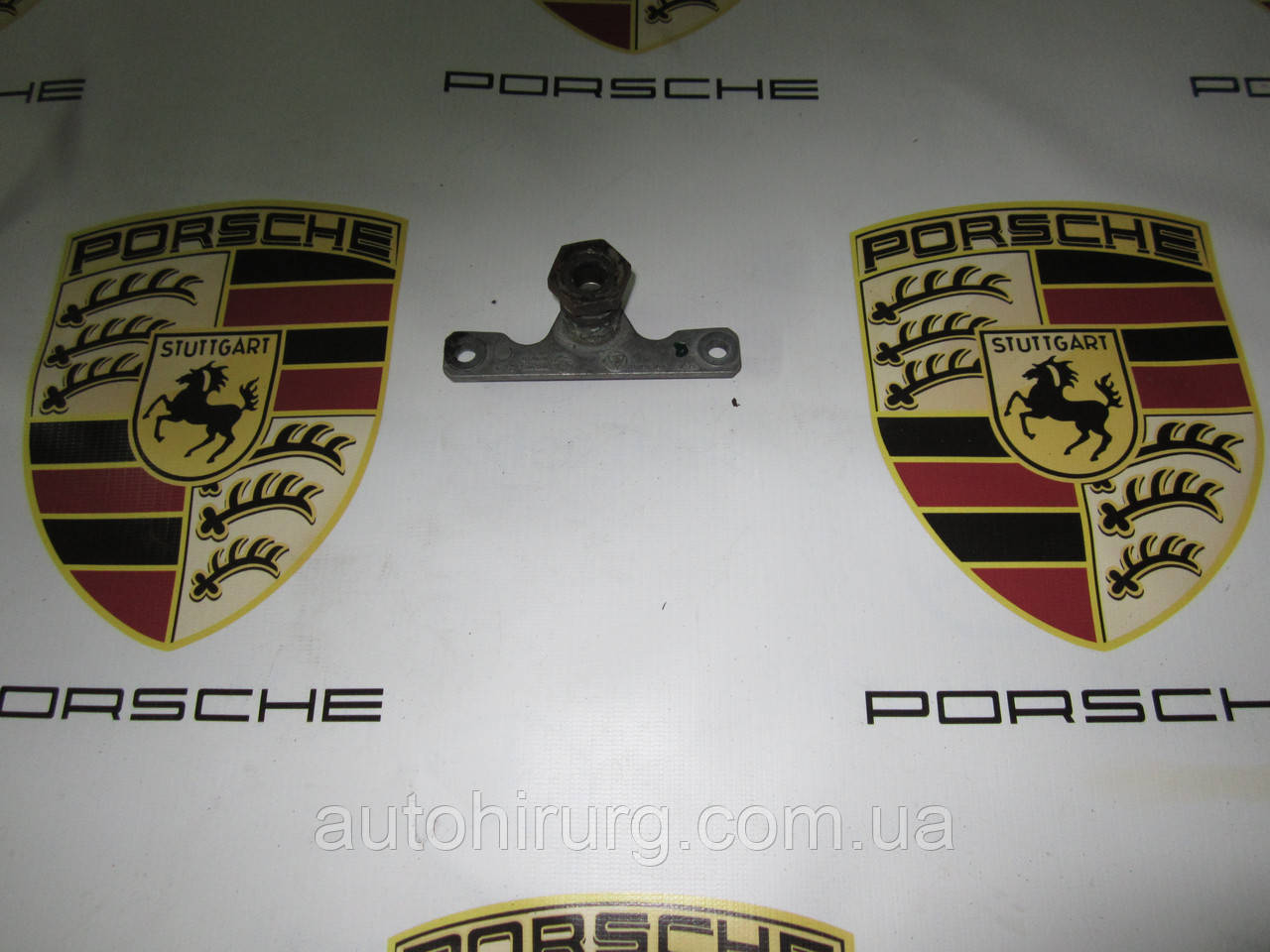 Втулка склоочисника заднього скла Porsche Cayenne 955 (7L5955215A)