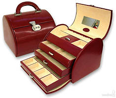 Шкатулки,скриньки, валізки, кошика