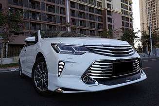 Решітка радіатора тюнінг Modellista на Toyota Camry v55 2015-2017 г.