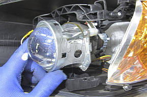 Volvo XC70 - замена линз на биксеноновые линзы MOONLIGHT G6/Q5 H4 D2S 3,0"дюйма в фарах  1