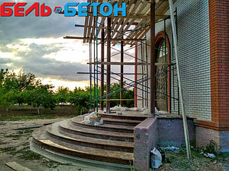 Колоннада белая в Александровке | Колонны бетонные в Запорожской области 2