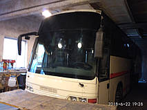 Изготовление и замена лобового стекла на Volvo B10 в Никополе (Украина). 2