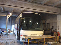 Изготовление и замена лобового стекла на Volvo B10 в Никополе (Украина). 5