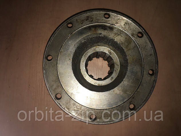 152.1701240 Фланець кріплення кардана КАМАЗ КПП-152 круглий (8 отворів)