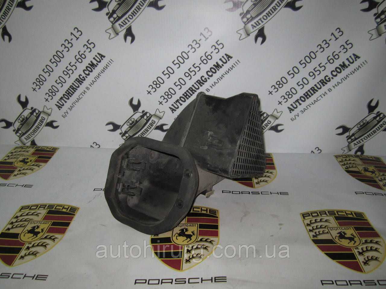 Повітрозабірник (всередині) Porsche Cayenne 955 (7L0819049)