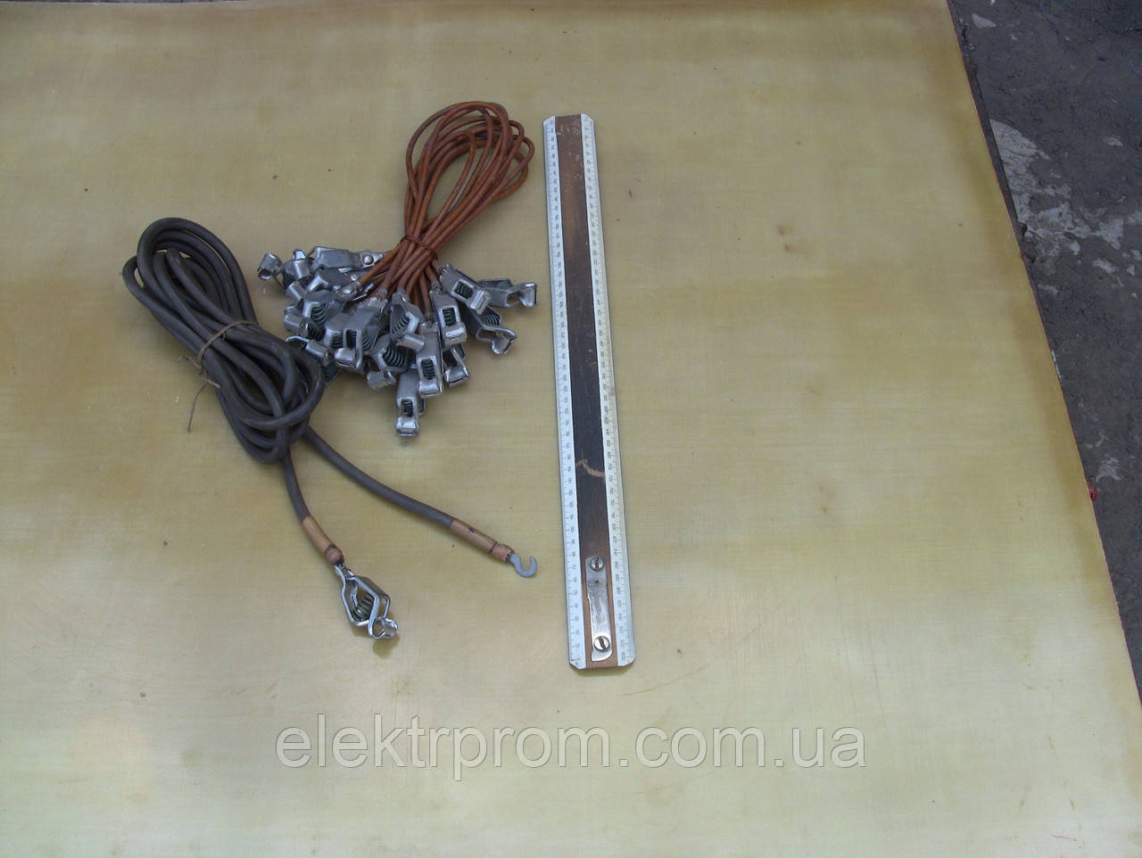 Затискач Румянцева "Крокодил" 2шт акумуляторний з проводом ЛПРГС 1х4, 0,6м