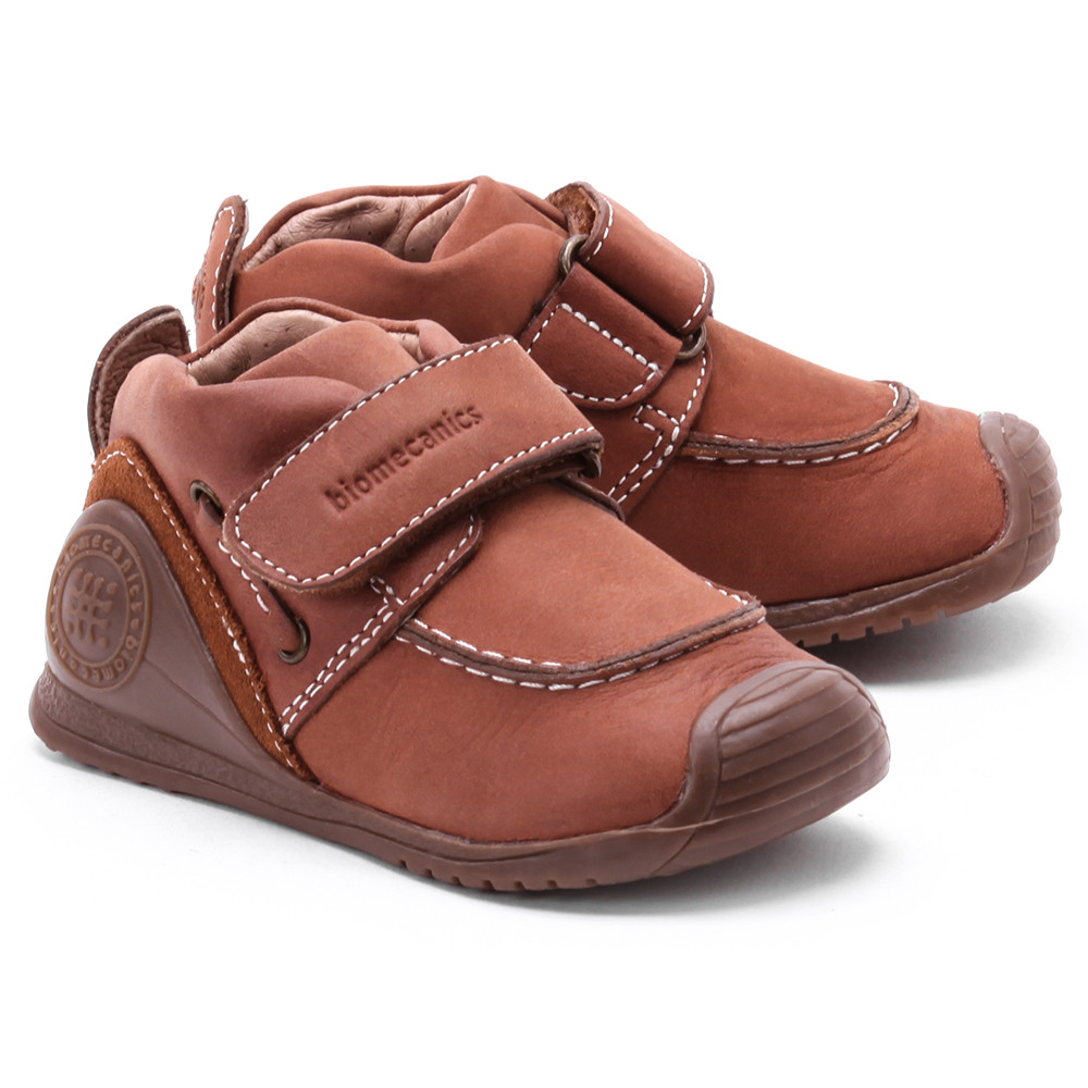 Дитячі шкіряні черевики Biomecanics 112143 коричневі 19-22