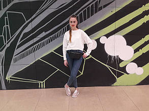 Сумка бананка на пояс чорна