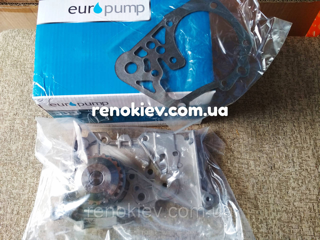 Насос водяний (помпа) Renault Kangoo 1.4 16 V 1.6 16 V (6551022)