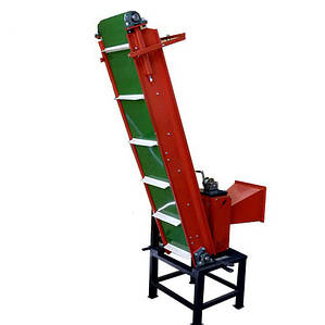 Подрібнювач гілок з конвеєрною стрічкою