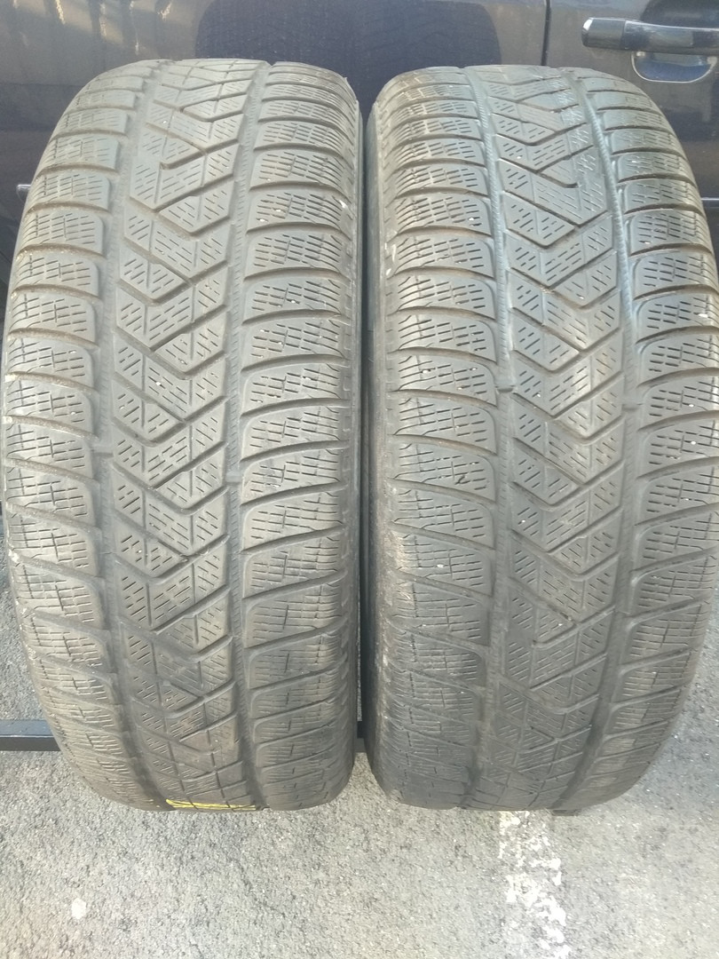 Зимові шини б/у Pirelli scorpion winter 235/65/17