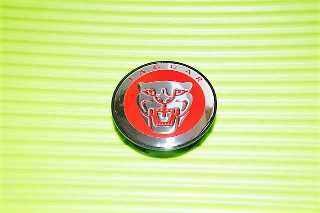 Ковпачки заглушки на литі диски Jaguar Ягуар червоні 8W93-1A096-AA