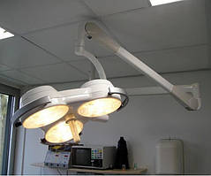 Операційний Світильник Хірургічний Hanaulux 2003