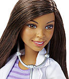 Лялька Барбі ветеринар афроамериканка Barbie Careers Pet Vet Doll, African American, фото 2
