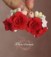 Красные серьги с цветами "Огненные розы со стефанотисами"