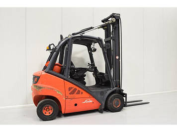 Газовий навантажувач Linde H 20 T.