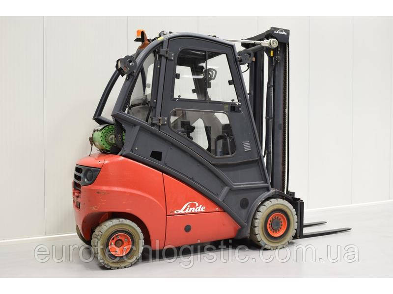 Вилковий навантажувач Linde H 35 T.