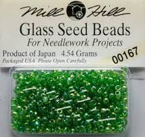 Бісер Mill Hill 00167, 11/0 Christmas Green Glass Beads