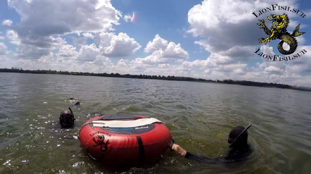 Буй LionFish.sub "Freedaiv" для указания места Погружений Подводного Охотника или Фридайвера