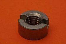 Нержавіюча гайка М2 кругла зі шліцом на торці DIN 546 (ГОСТ 10657-80)