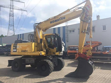 Колісний екскаватор Komatsu PW200.