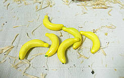 Декоративний Банан 6,5 см