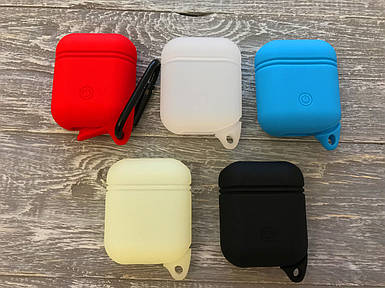 Силіконовий чохол із карабіном і заглушкою для AirPods (5 кольорів)