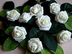 Троянди з латексу молочні 4 см