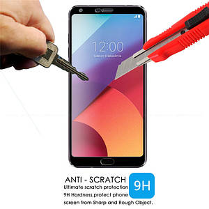 Захисне скло на LG Q7 чорне