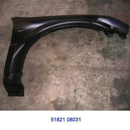 Крило переднє праве Rexton (02-06) (5182108031) SsangYong