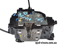 Замок дверцят лівого електро 6 пінів Opel Movano 3 2010- 4421453 825030007R