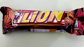 Шоколадний батончик Lion карамель 42 г