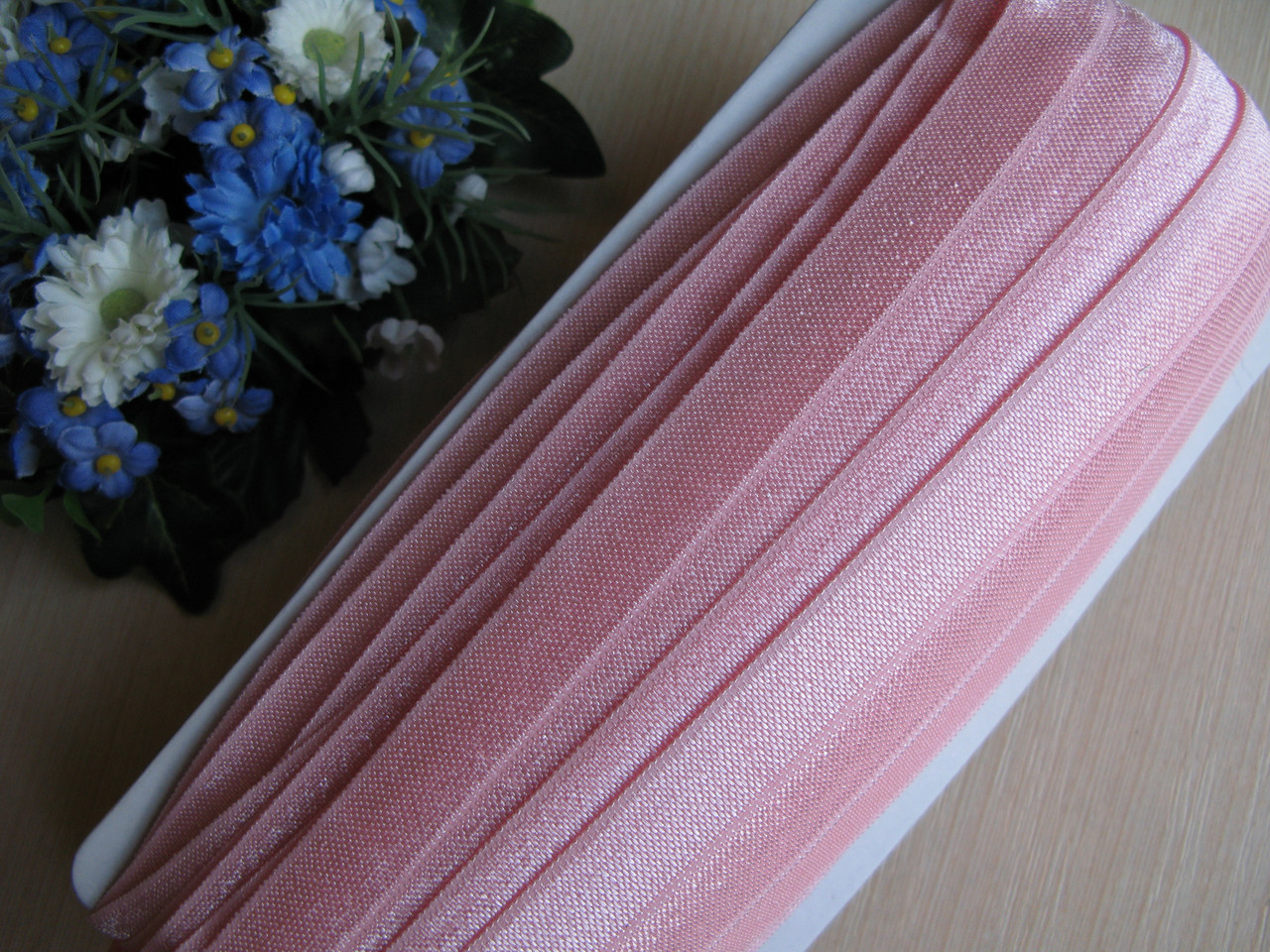 Бейка-гумка (стрічка-стрейч). Колір рожевий 2.5 см