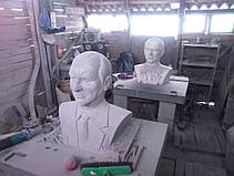Пам'ятник з погруддям Щегельський Феофан Григорович 5