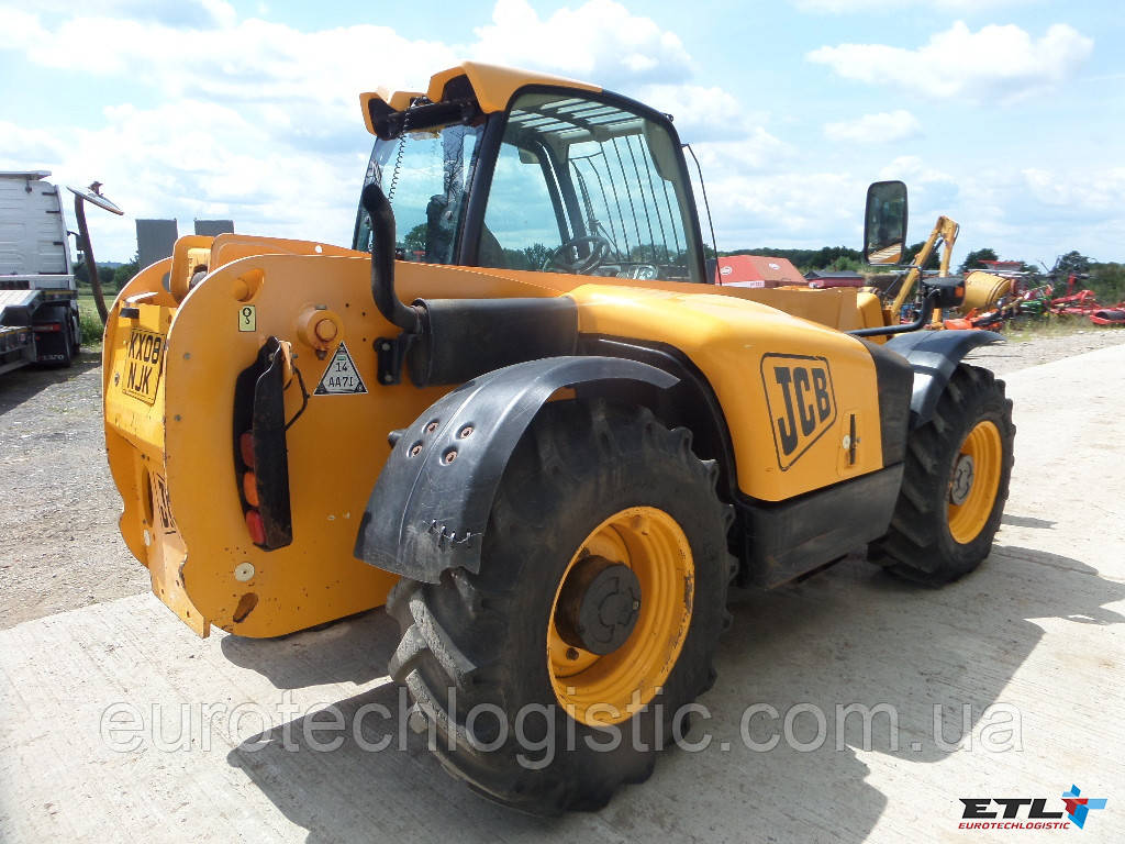 Телескопічний навантажувач JCB 531-70.